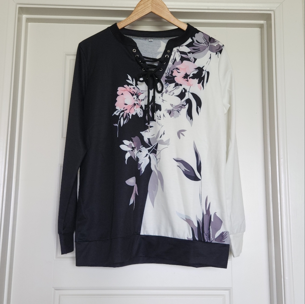 Black and White V Neck Sweater with Floral Designs - Size Medium